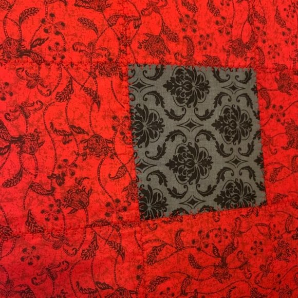 Handmade Quilted Large Red & Black Tote Bag - Picture 5 of 11